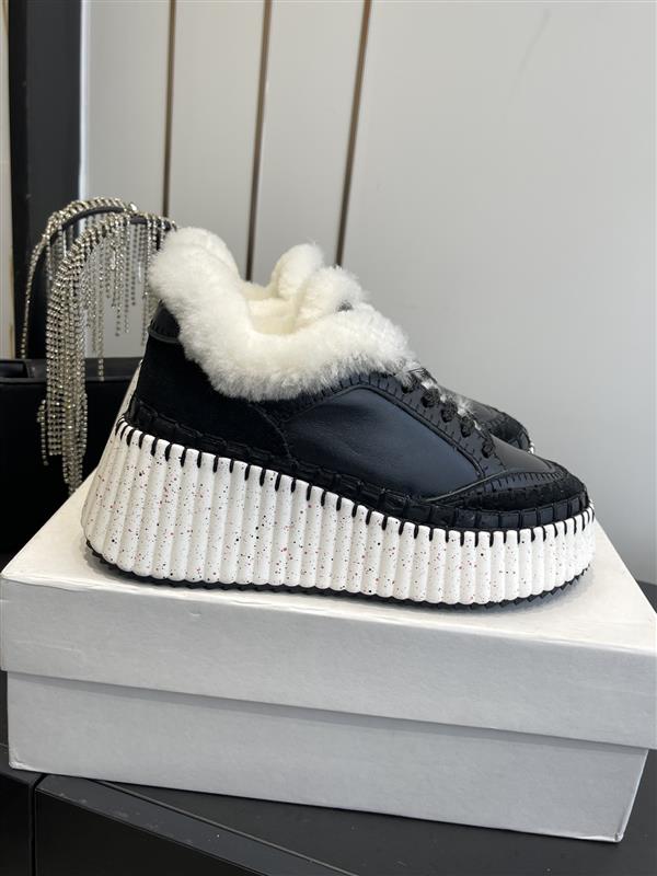 2025112815382402 410